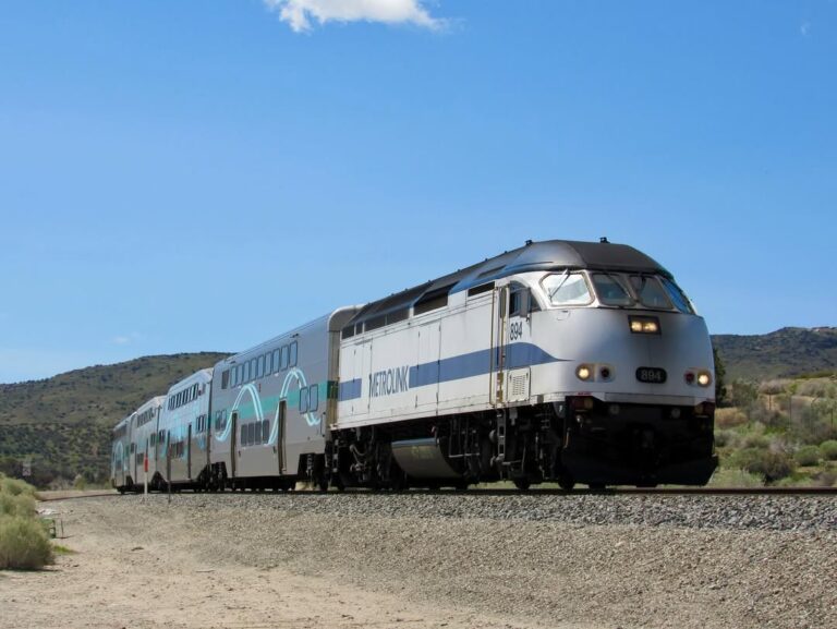 pomona-downtown-station-metrolink-san-bernardino-line